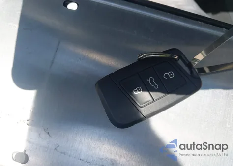 2019 Volkswagen Jetta 1.4T R-Line/1.4T S/1.4T Se from USA, damaged, VIN 3VWC57BU8KM061410